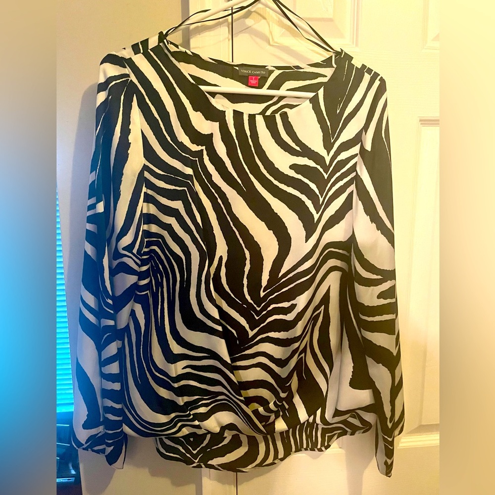 Vince Camuto Long Sleeve Zebra Print Blouse Top Size Small